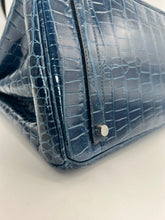 Load image into Gallery viewer, Hermes Shiny Porosus Crocodile Birkin 35 Bleu Roi PHW