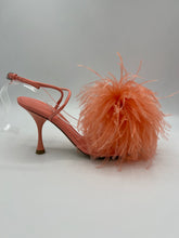Load image into Gallery viewer, Bottega Veneta Feather Dot Sandal Flamingo size 36EU