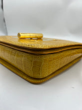 Load image into Gallery viewer, Tom Ford Natalia Large Alligator Yellow