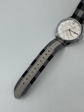 Load image into Gallery viewer, Burberry Horseferry Classic Check Watch 40mm