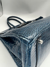 Load image into Gallery viewer, Hermes Shiny Porosus Crocodile Birkin 35 Bleu Roi PHW